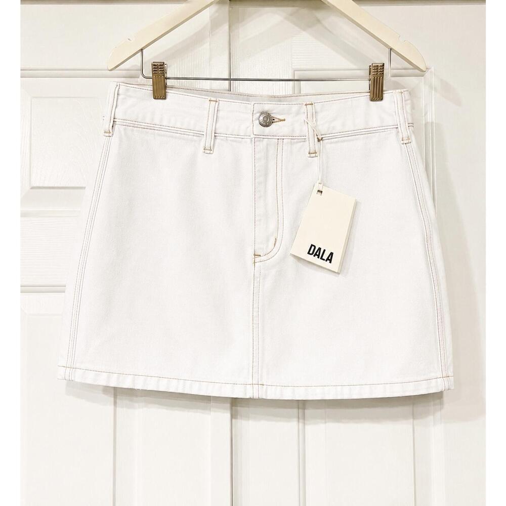 NEW DALA women's neat mini skirt in white optico